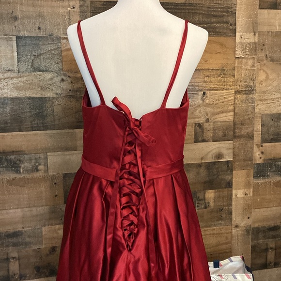 Ruby Red Formal custom - Picture 3 of 4
